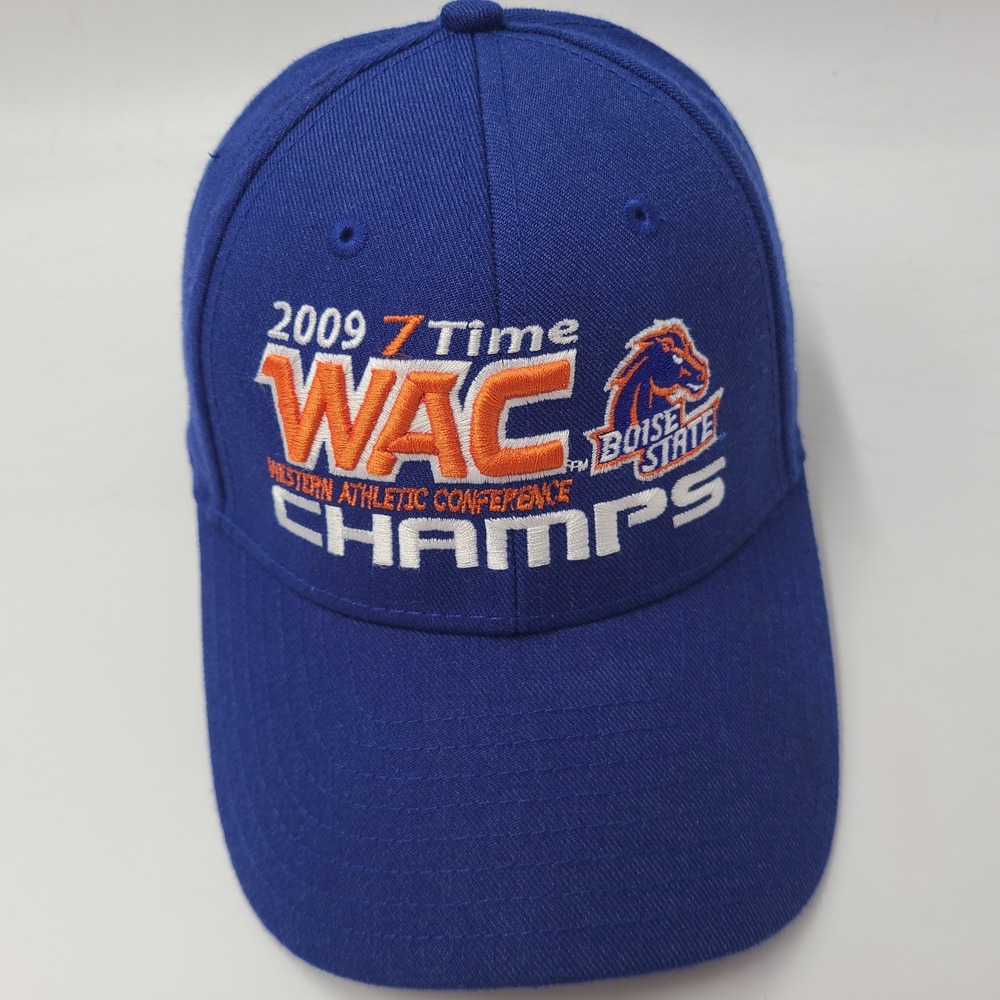 Vintage Boise State Broncos Hat Adjustable New Era Blue NCAA WAC Champions 2009